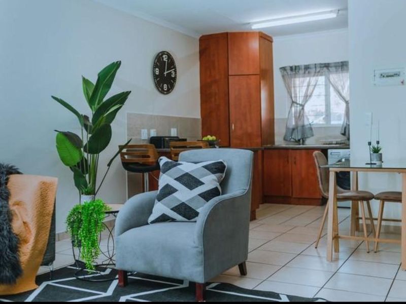 Book a viewing with me today! - Photo 3