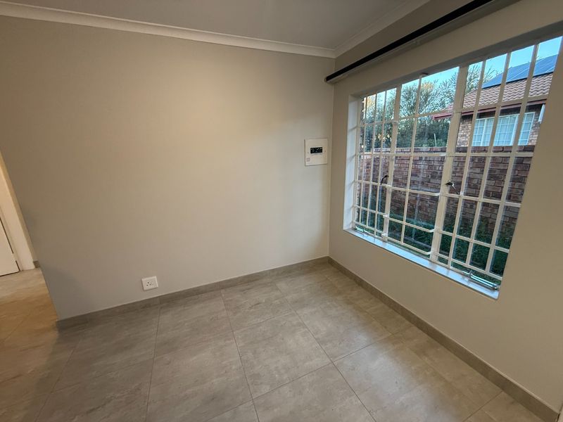 Newly Renovated Gem! - Photo 8