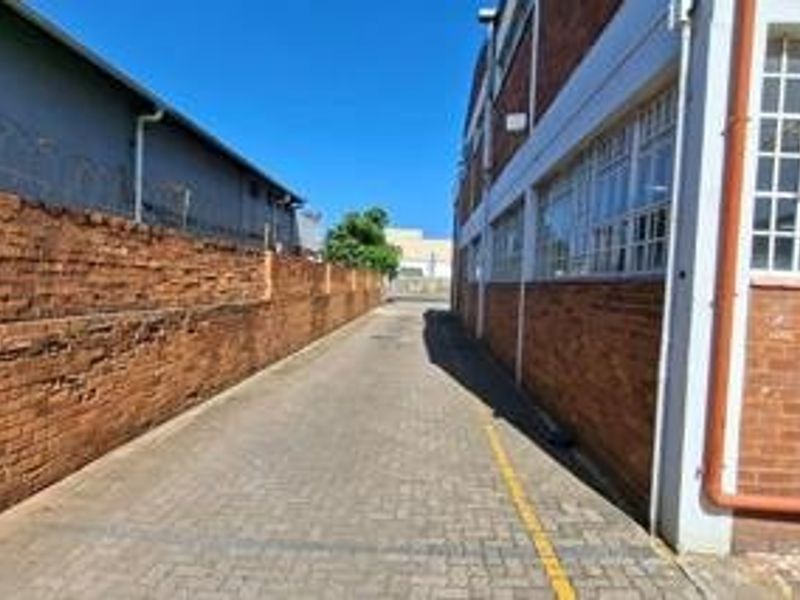 Prime Prospecton Factory for Lease with Growth Potential - Photo 10