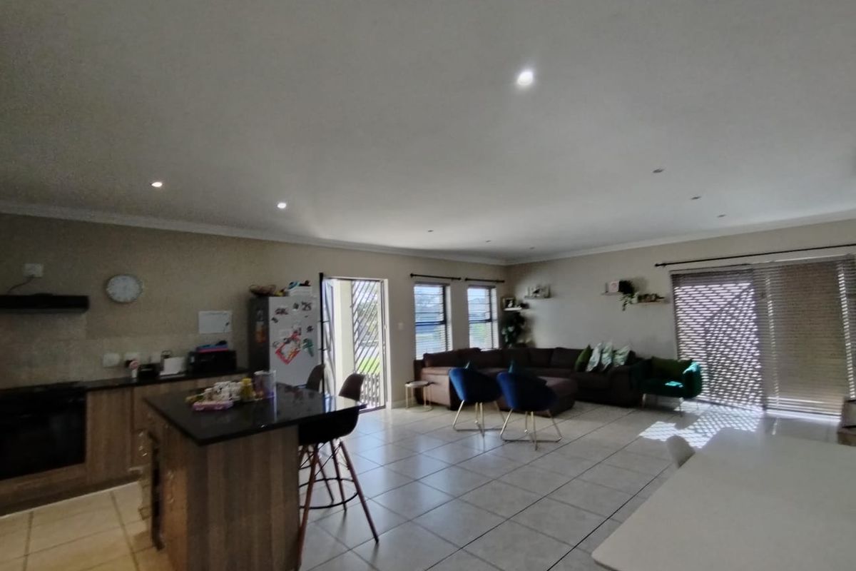 FAMILY HOME IN SONKRING BRACKENFELL TO RENT - Photo 5