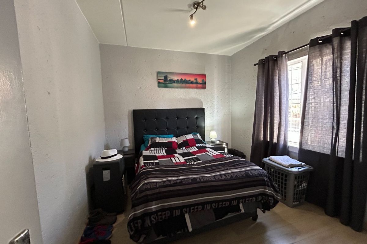 1 Bed | Fibre Ready | Ground Unit | x2 Swimming Pools - Photo 5