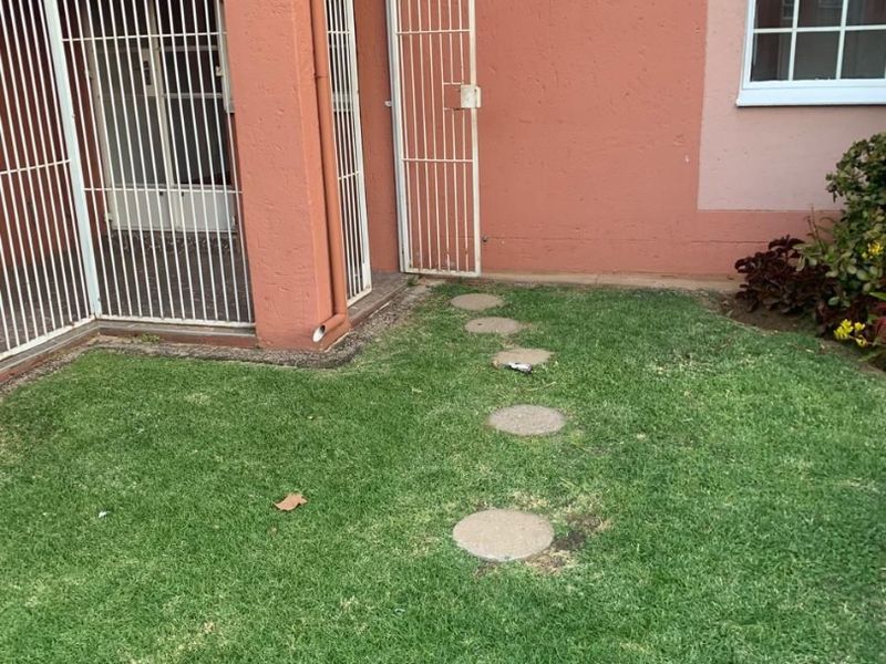 Lovely 1 Bedroom Apartment to Rent in Meyersdal.  - Photo 9