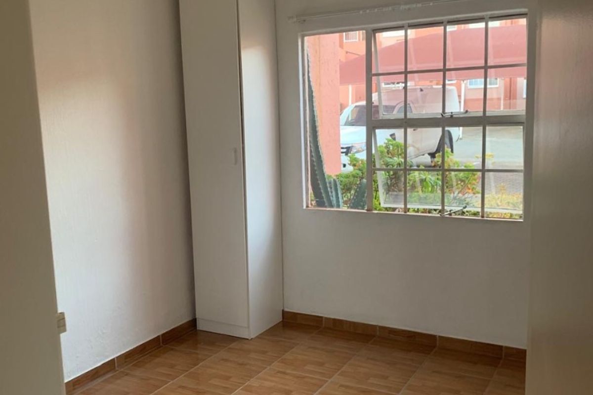 Lovely 1 Bedroom Apartment to Rent in Meyersdal.  - Photo 5