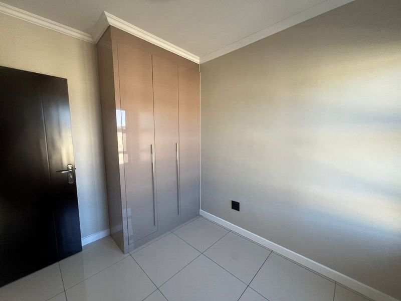 2 Bedroom, 2 Bathroom apartment for Sale - Photo 10