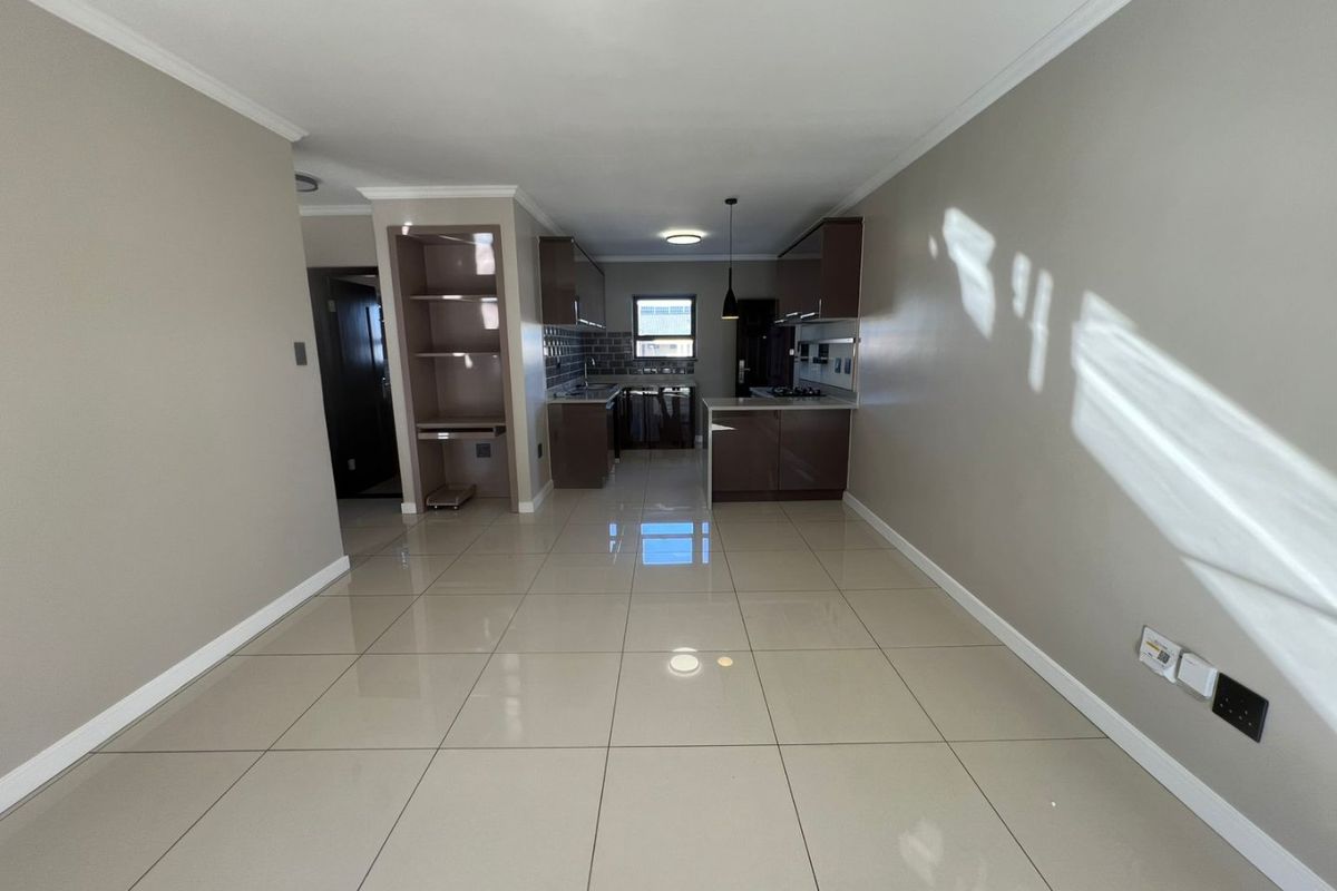 2 Bedroom, 2 Bathroom apartment for Sale - Photo 4