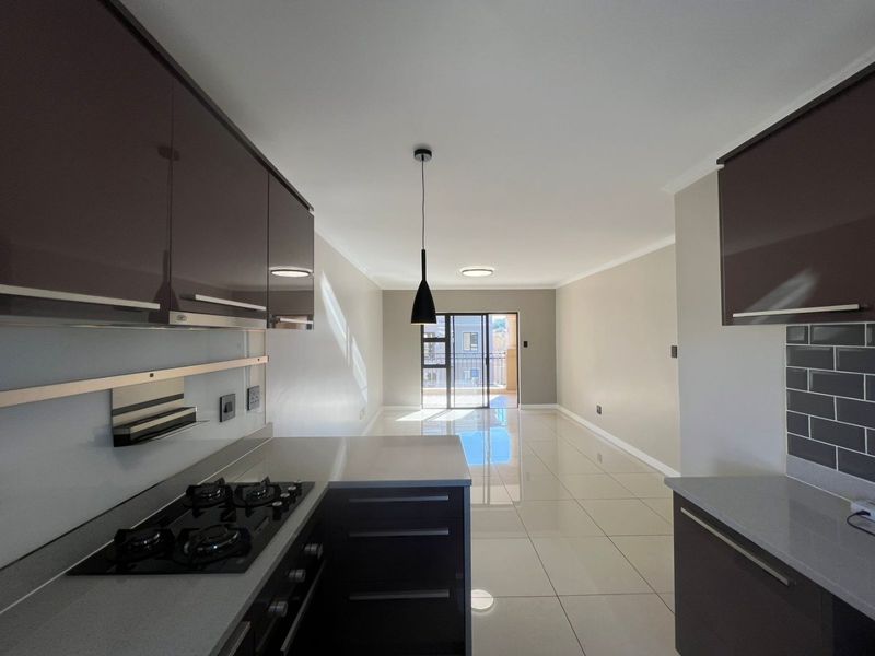 2 Bedroom, 2 Bathroom apartment for Sale - Photo 3