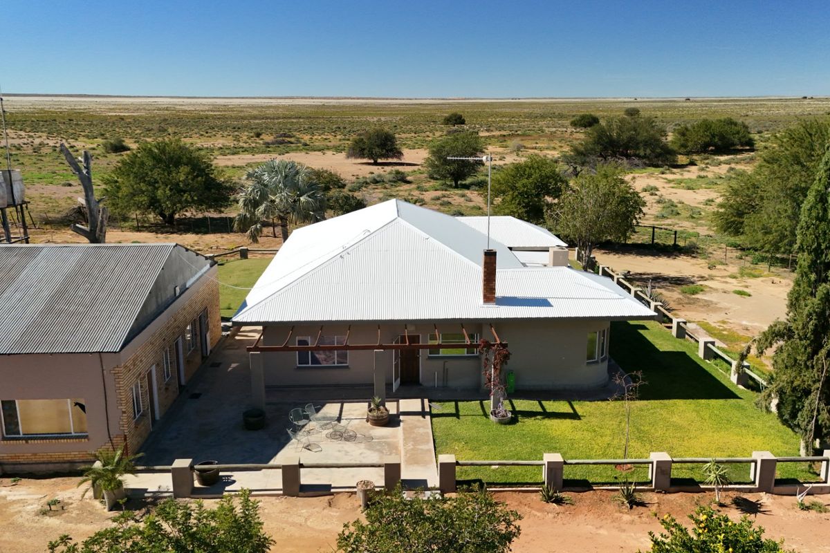 WESTERN KALAHARI LIVESTOCK FARM FOR SALE - Photo 5