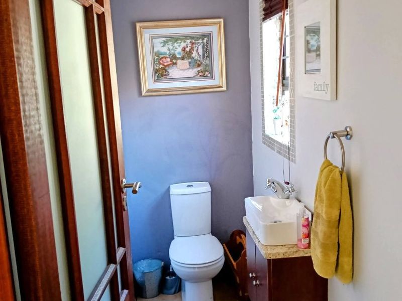 HOUSE FOR SALE:- R3.545M - Photo 9