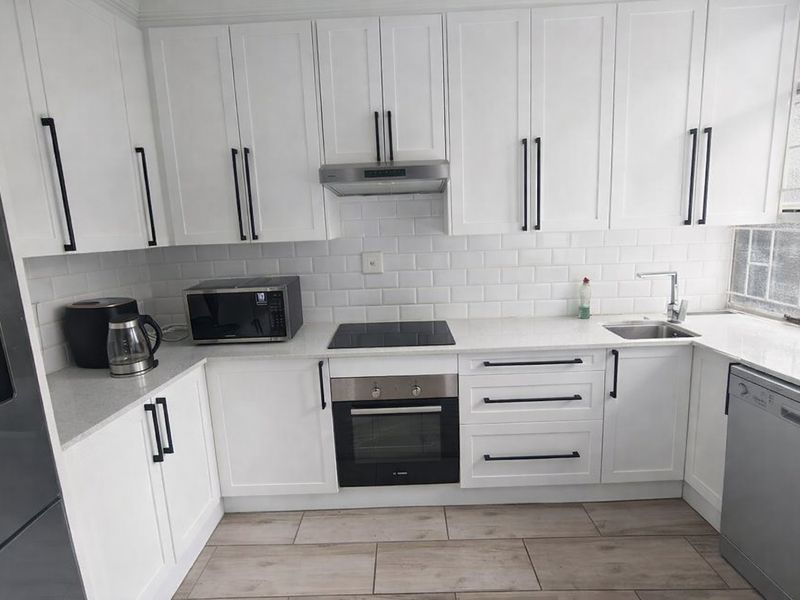 Well priced! no Transfer Duty! - Photo 3