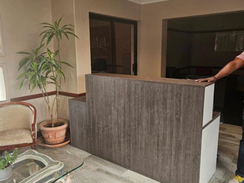 OFFICES WITH FLATLET - Photo 2