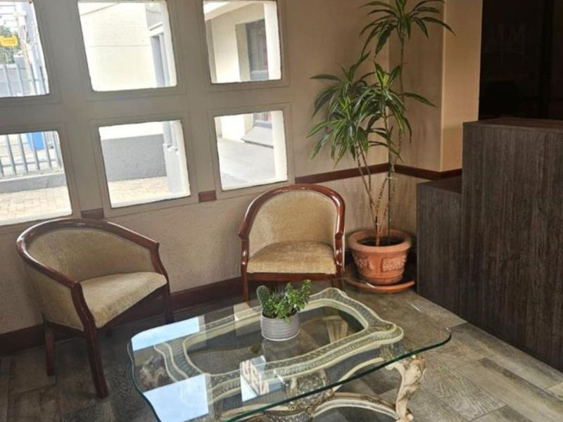 OFFICES WITH FLATLET - Photo 3