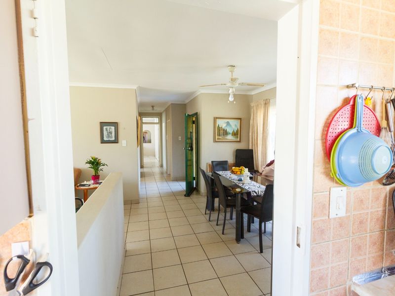 Neat & Well-Maintained Family Home in Mindalore - Photo 6