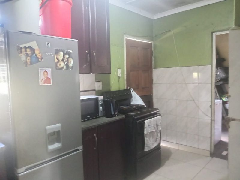 3 Bed House in Esikhawini for Sale - Photo 7