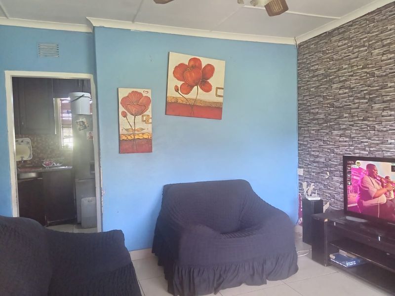 3 Bed House in Esikhawini for Sale - Photo 6