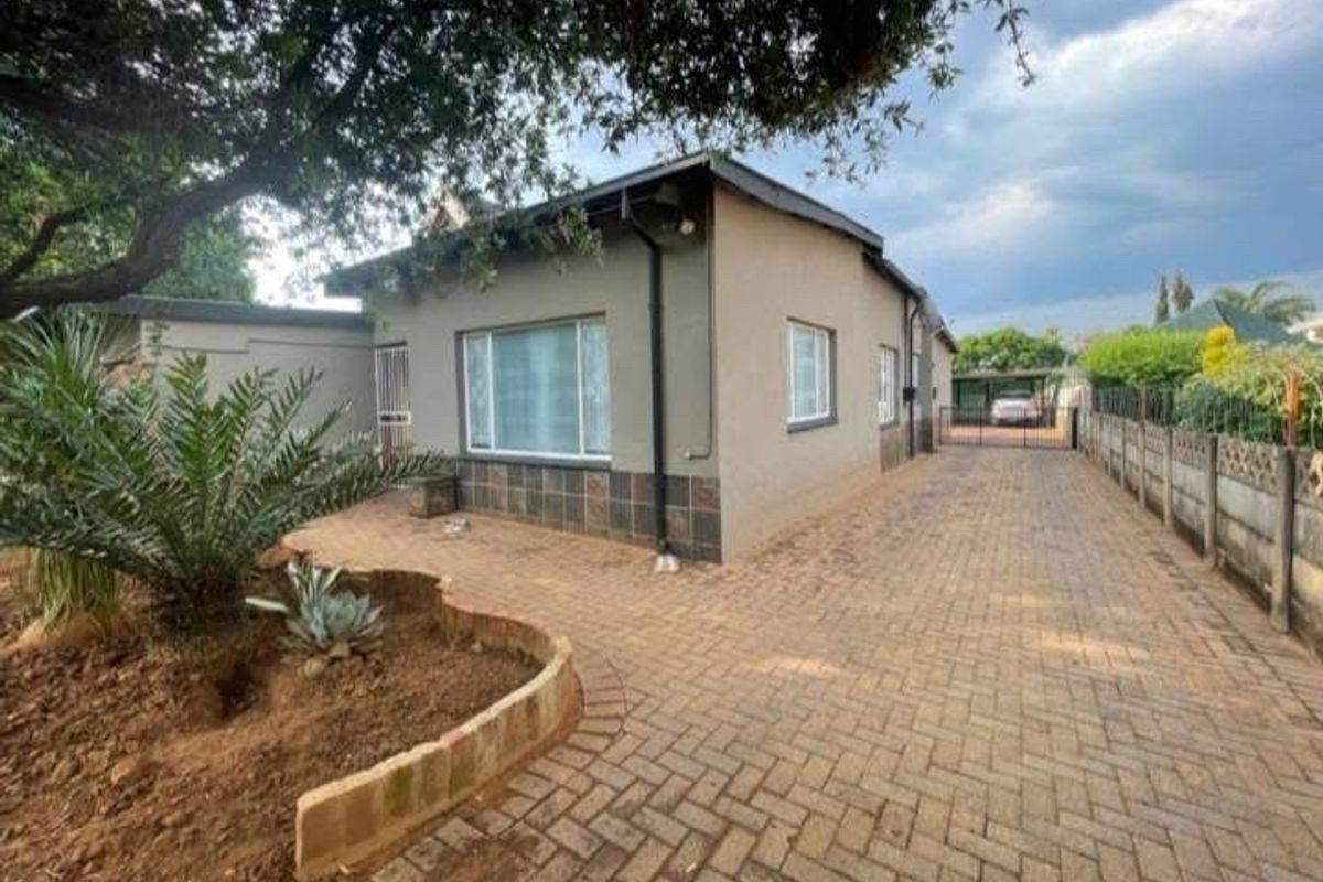 3 bedrooms house for sale in Pretoria gardens  - Photo 2