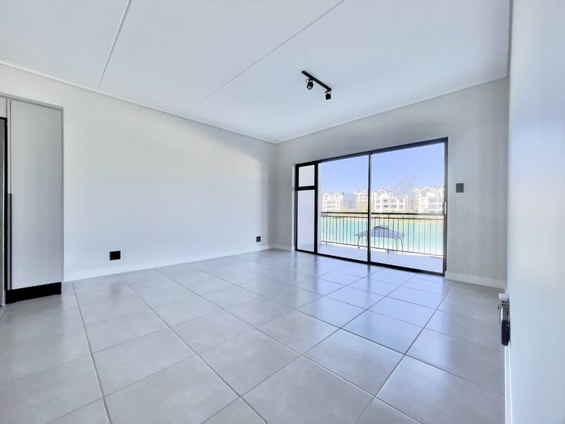 3 Bedroom 2 Bathroom Apartment For Rent - Photo 3