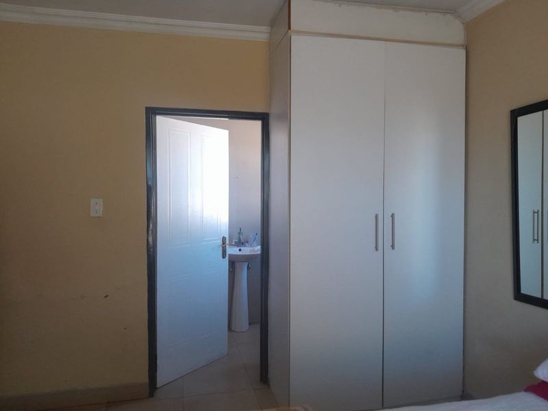 3 Bed House in Vosloorus for Sale - Photo 9