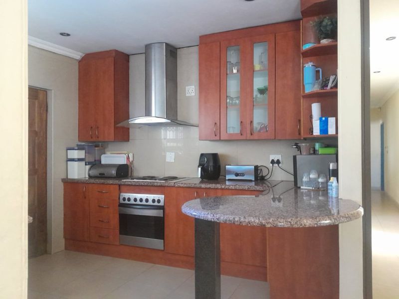 3 Bed House in Vosloorus for Sale - Photo 6