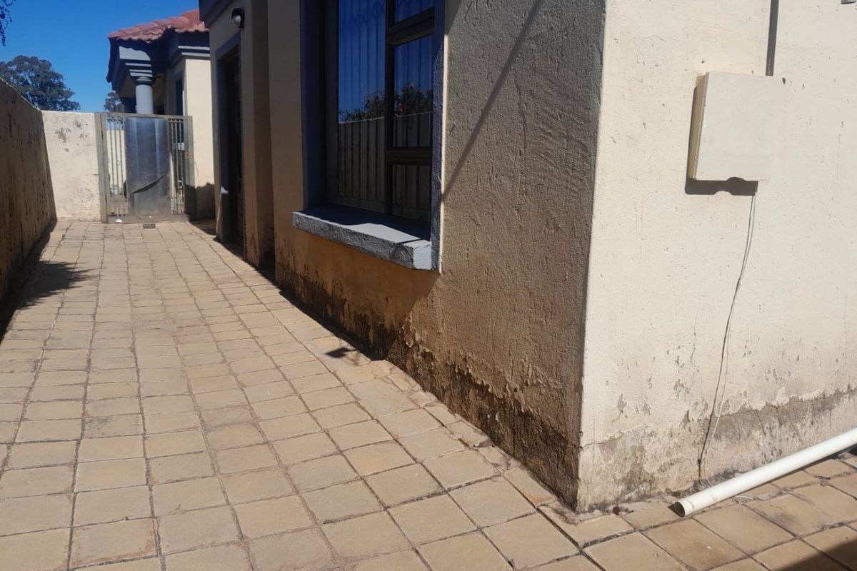 3 Bed House in Vosloorus for Sale - Photo 4