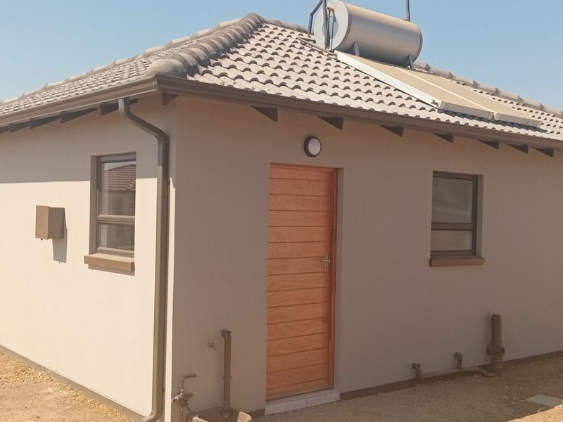 2 BEDROOM HOUSE FOR SALE - Photo 6