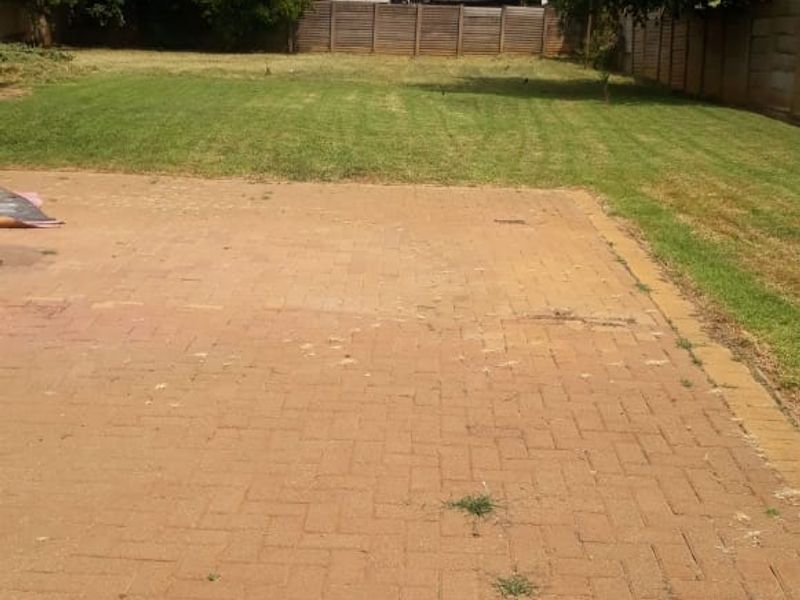 INVESTMENT PROPERTY FOR SALE  - Photo 5