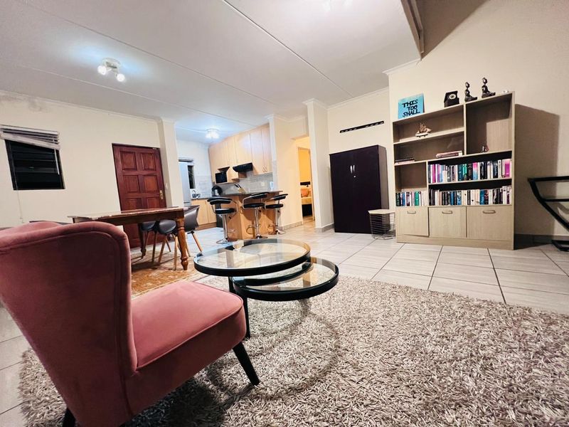 Spacious Broadacres Townhouse for Rent - Photo 2
