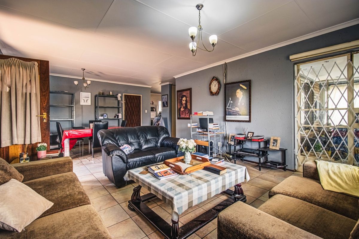 Ticks All the Boxes – Your Ideal Family Home - Photo 5
