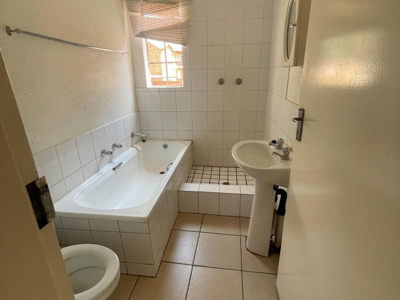 TWO BEDROOMS AND ONE FULL BATHROOM - Photo 7