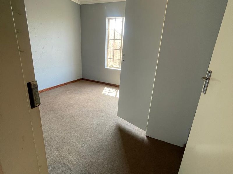TWO BEDROOMS AND ONE FULL BATHROOM - Photo 6