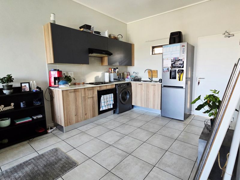2 Bedroom 1 Bathroom Apartment For Rent in Green Park Lifestyle Estate - Photo 2