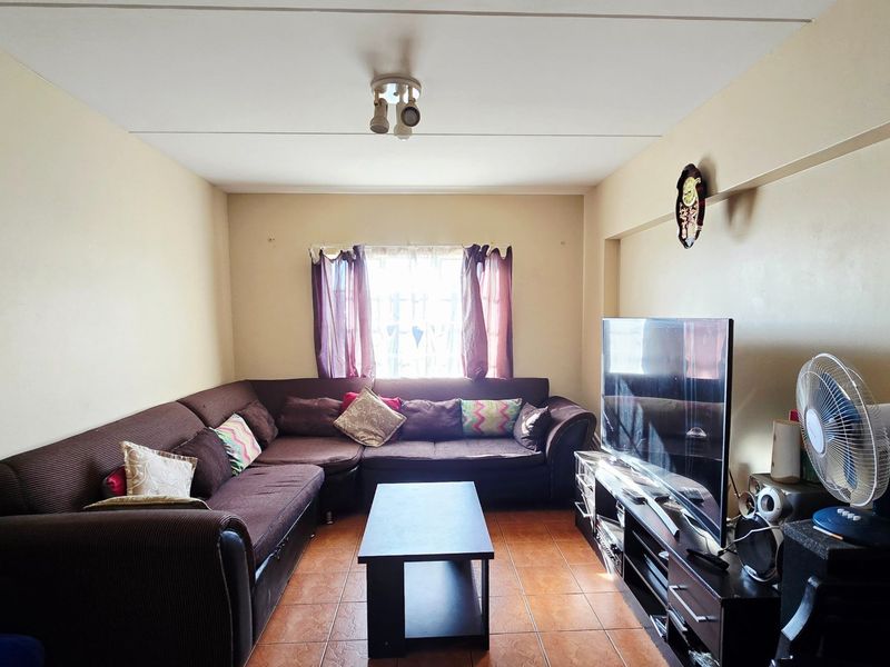 1 Bedroom Apartment For Sale in Ravenswood - The Waldorf - Photo 2