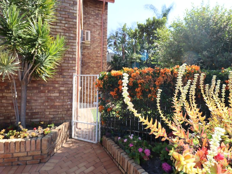 Spacious Four Bedroom Family Home for Sale in Emperors Estate - Photo 10