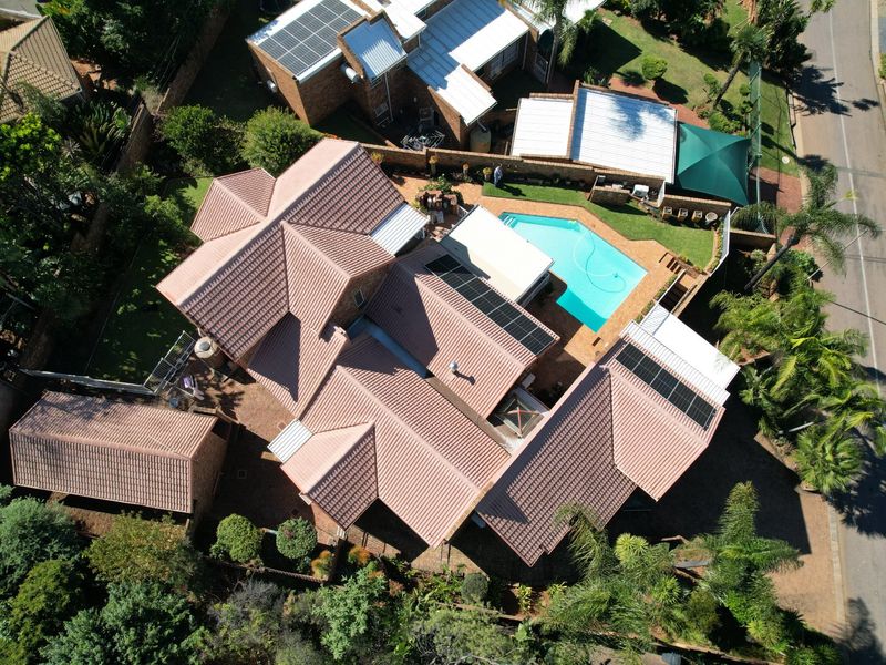 Spacious Four Bedroom Family Home for Sale in Emperors Estate - Photo 3
