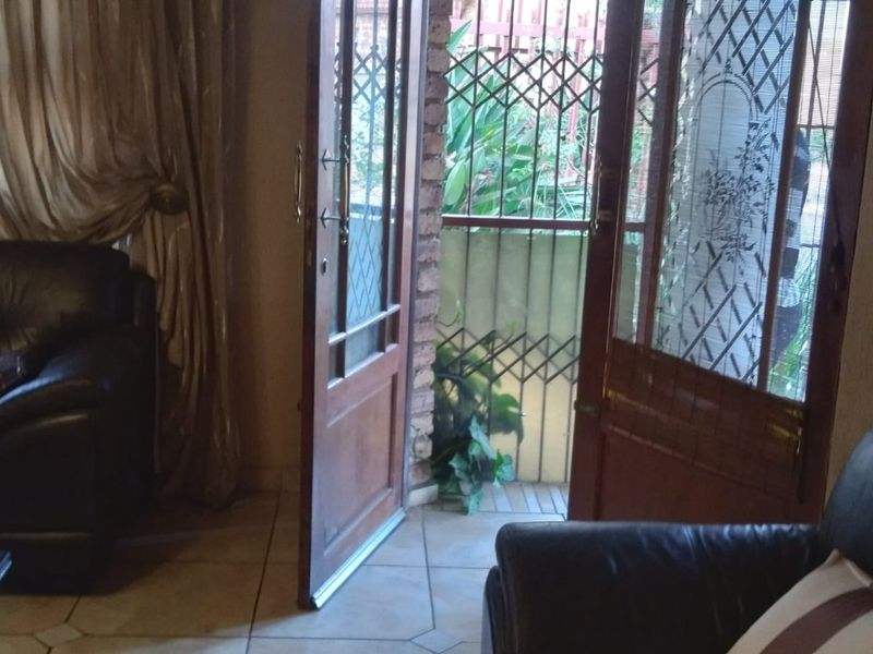 COZY FAMILY HOME IN ATTERIDGEVILLE EXT 6 – PERFECT FOR FIRST-TIME BUYERS - Photo 8