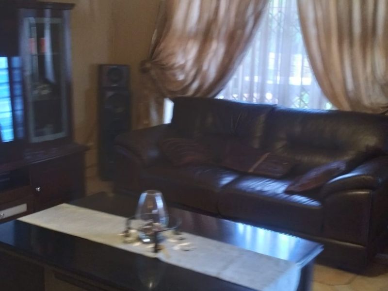 COZY FAMILY HOME IN ATTERIDGEVILLE EXT 6 – PERFECT FOR FIRST-TIME BUYERS - Photo 6