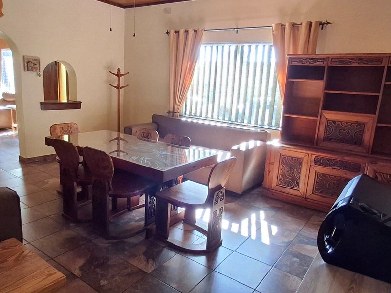 BEAUTIFUL FAMILY HOUSE WITH FLAT FOR SALE - Photo 5