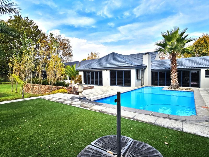 Designed for Entertaining. Created for Living. - Photo 2