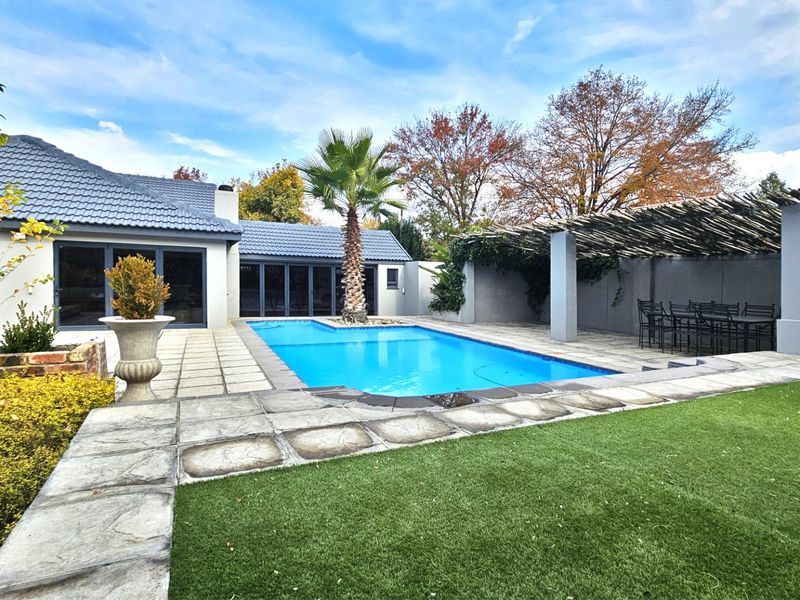 Designed for Entertaining. Created for Living. - Photo 3