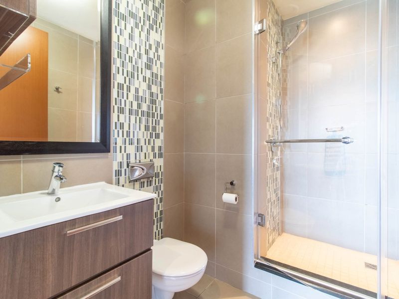 Rare North-Facing 2 Bedroom Apartment in Prime Bedford Square Position - Photo 8