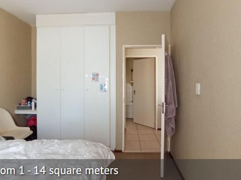 Cozy & Secure 1-Bedroom Townhouse in Sought-After Ruimsig Palms - Photo 7