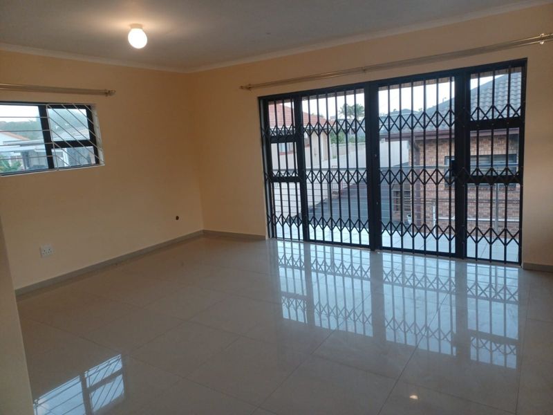 2 Bedroom Granny cottage for rent in Brighton Beach R7000pm - Photo 10