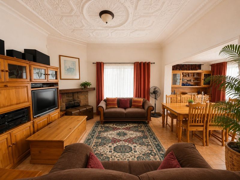 Germiston charmer with flatlet and large Garden. - Photo 4