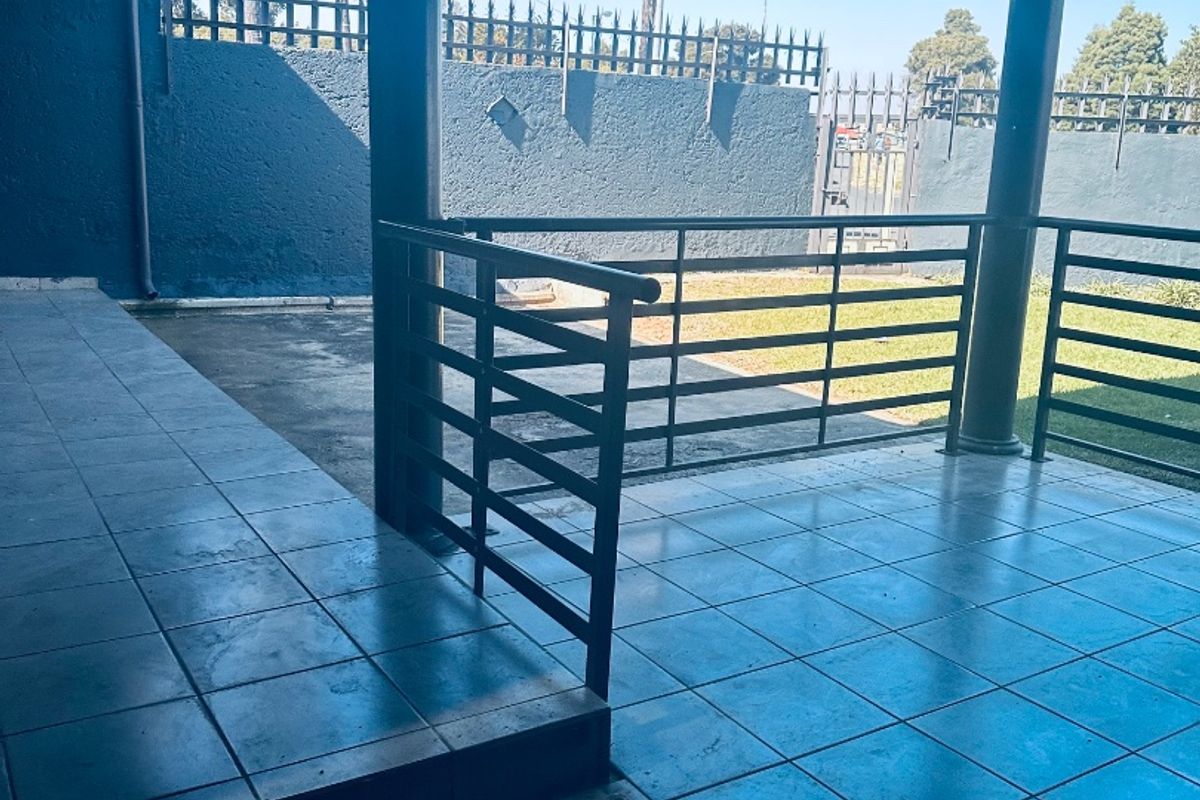 Beautiful NSFAS Accredited Student Accommodation for Sale in Soweto - Photo 4