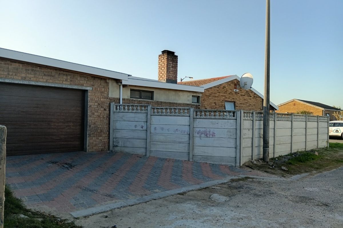 4 Bedroom house for sale in Heather Park - Photo 4