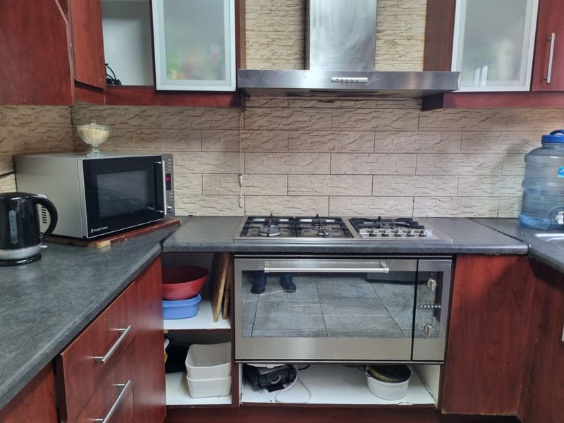 3 Bedroom Home for Sale in Belhar - Photo 8