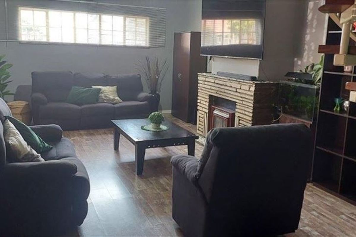Comfortable and Well-Appointed Family Home - Photo 2