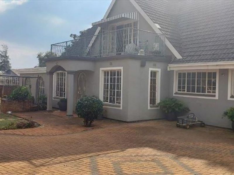 Comfortable and Well-Appointed Family Home - Photo 3
