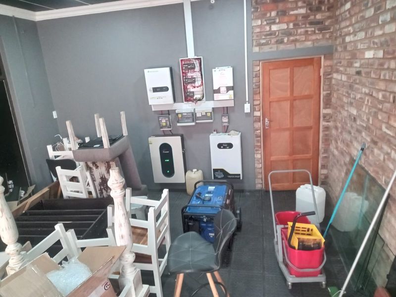 Prime Commercial Property to rent - Photo 3