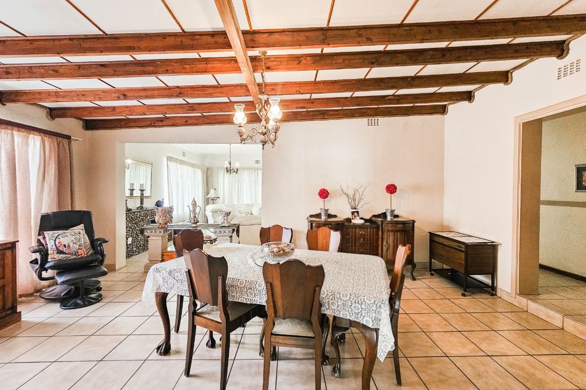 3 bedroom Family home to rent with Pool - Photo 3