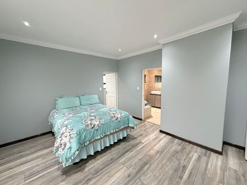 Double Story Elegance for Rent  - Photo 10